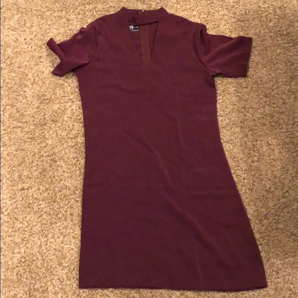 Maroon dress with triangle chest cut out